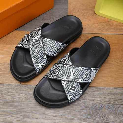 Picture of LV Slippers _SKU488954749051938